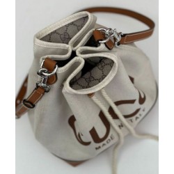 Migliore Repliche Borsa a tracolla piccola Gucci con stampa Gucci 772856 Caffè Economiche Outlet Online