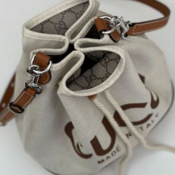 Migliore Repliche Borsa a tracolla piccola Gucci con stampa Gucci 772856 Caffè Economiche Outlet Online