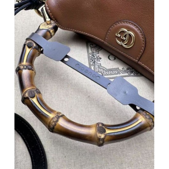 Repliche Borsa a tracolla piccola Gucci Diana in bambù Caffè Imitazioni Premium Replica perfetta Borsa a tracolla piccola Gucci Diana in bambù Caffè Imitazione Outlet Online
