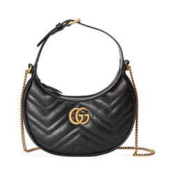 Miglior Falso Gucci GG Marmont Una mini borsa a forma di mezzaluna Nera Economiche Premium