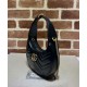 Miglior Falso Gucci GG Marmont Una mini borsa a forma di mezzaluna Nera Economiche Premium