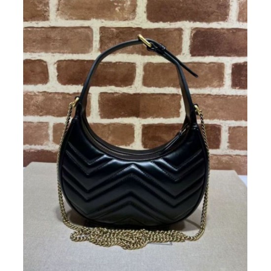 Miglior Falso Gucci GG Marmont Una mini borsa a forma di mezzaluna Nera Economiche Premium