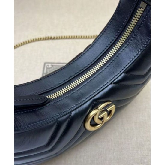 Miglior Falso Gucci GG Marmont Una mini borsa a forma di mezzaluna Nera Economiche Premium