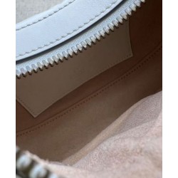 Migliore Repliche Gucci GG Marmont Una mini borsa a forma di mezzaluna Bianca Economiche Outlet Online