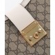 Miglior Falso Borsa a tracolla Gucci Padlock GG media 795113 Crema Economiche Premium