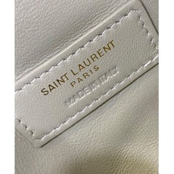 Miglior Falso Pochette YSL Saint Laurent Gaby con cerniera in pelle di agnello trapuntata color crema Economiche Premium