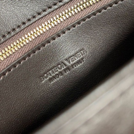 Migliore Repliche Borsa a tracolla Mini Andiamo Bottega Veneta agnello intrecciata fondente Economiche Outlet Online