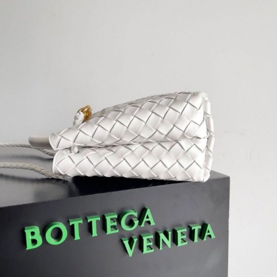 Migliore Repliche Borsa Andiamo piccola di Bottega Veneta agnello intrecciata bianca Economiche Outlet Online