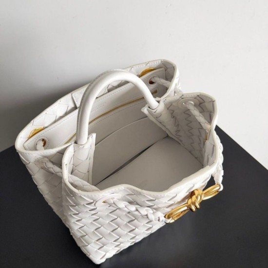 Migliore Repliche Borsa Andiamo piccola di Bottega Veneta agnello intrecciata bianca Economiche Outlet Online