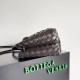 Repliche Borsa Bottega Veneta Andiamo piccola East/West agnello intrecciata fondente Imitazioni Premium Replica perfetta Borsa Bottega Veneta Andiamo piccola East/West agnello intrecciata fondente Imitazione Outlet Online