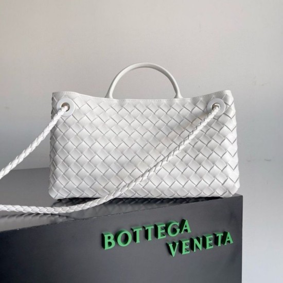 Migliore Repliche Bottega Veneta Andiamo Piccolo East/West Borsa Agnello Intrecciata Bianca Economiche Outlet Online