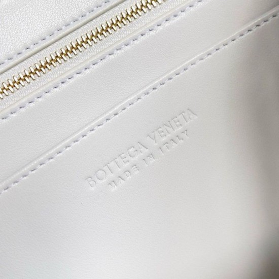 Migliore Repliche Bottega Veneta Andiamo Piccolo East/West Borsa Agnello Intrecciata Bianca Economiche Outlet Online