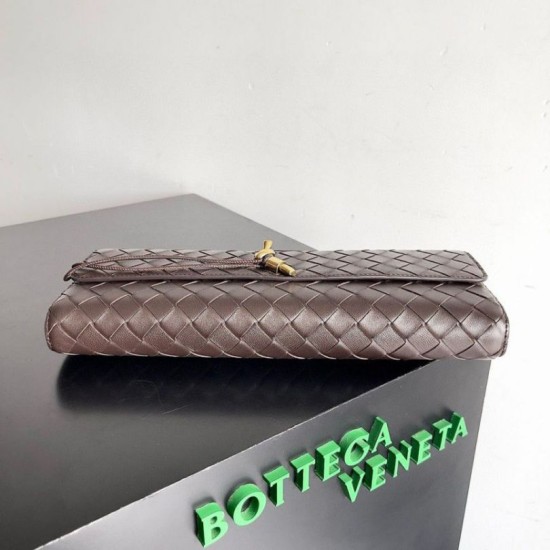 Migliore Repliche Pochette Andiamo di Bottega Veneta con manico agnello intrecciata fondente Economiche Outlet Online
