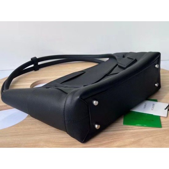 Perfette Qualità Repliche Bottega Veneta Arco Medium Borsa Nero Granulato Imitazione