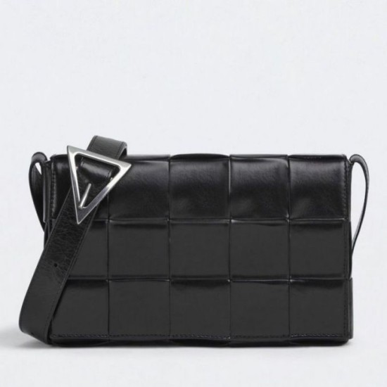 Migliore Repliche Bottega Veneta Cassett Borsa vitello stropicciata nera Economiche Outlet Online