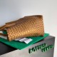 Migliore Repliche Borsa Cabat media Bottega Veneta agnello intrecciata color caramello Economiche Outlet Online
