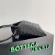 Miglior Falso Bottega Veneta Mini Hop Borsa vitello intrecciata nera Economiche Premium