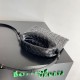 Miglior Falso Bottega Veneta Mini Hop Borsa vitello intrecciata nera Economiche Premium