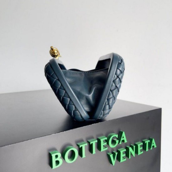 Replica perfetta Bottega Veneta Knot Minaudiere Clutch Space Intrecciato Agnello Imitazione Outlet Online