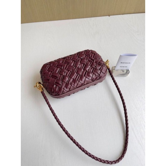 Miglior Falso Bottega Veneta Nodo Minaudiere Sulla Tracolla Foulard Barolo Intreccio  Economiche Premium