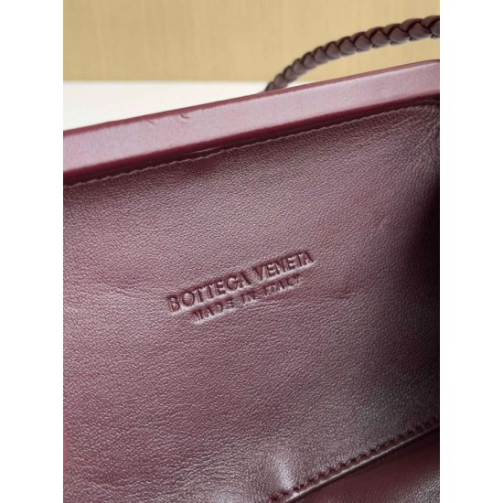 Miglior Falso Bottega Veneta Nodo Minaudiere Sulla Tracolla Foulard Barolo Intreccio  Economiche Premium