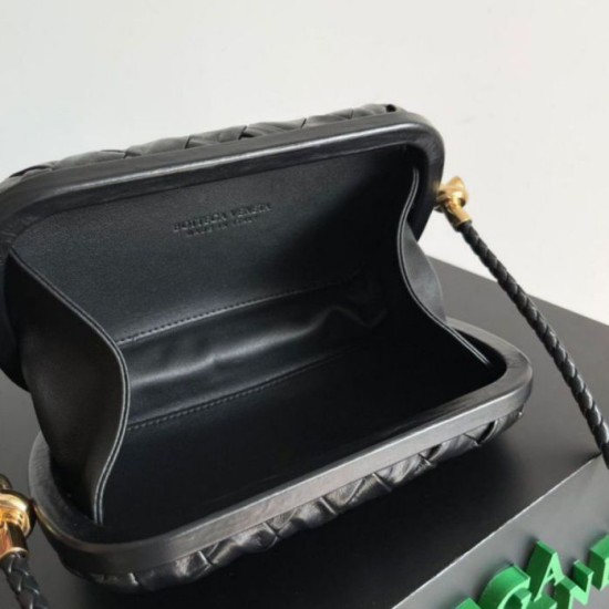 Replica perfetta Bottega Veneta Nodo Minaudiere Su Cinturino Nero Foulard Intreccio  Imitazione Outlet Online