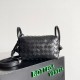 Migliore Repliche Borsa a tracolla Bottega Veneta Piccolo Loop agnello intrecciata nera Economiche Outlet Online