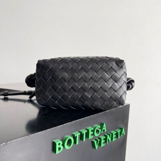 Migliore Repliche Borsa a tracolla Bottega Veneta Piccolo Loop agnello intrecciata nera Economiche Outlet Online