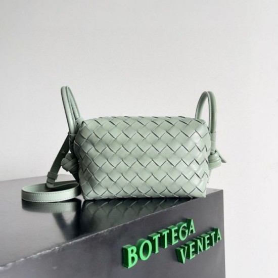 Perfette Qualità Repliche Borsa a tracolla Bottega Veneta Piccolo Loop agnello Sauge Intrecciato Imitazione