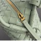 Perfette Qualità Repliche Borsa a tracolla Bottega Veneta Piccolo Loop agnello Sauge Intrecciato Imitazione