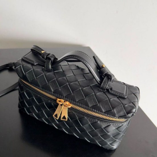 Migliore Repliche Bottega Veneta Bang Bang Vanity Case Nero Intrecciato Economiche Outlet Online