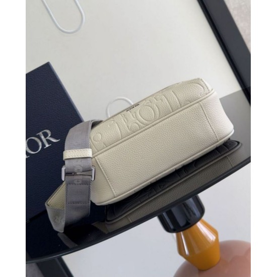 Migliore Replica Dior Rider 2.0 Zipped Messenger Borsa Beige Gravity Imitazioni Outlet Italia Migliore Repliche Dior Rider 2.0 Zipped Messenger Borsa Beige Gravity Economiche Outlet Online