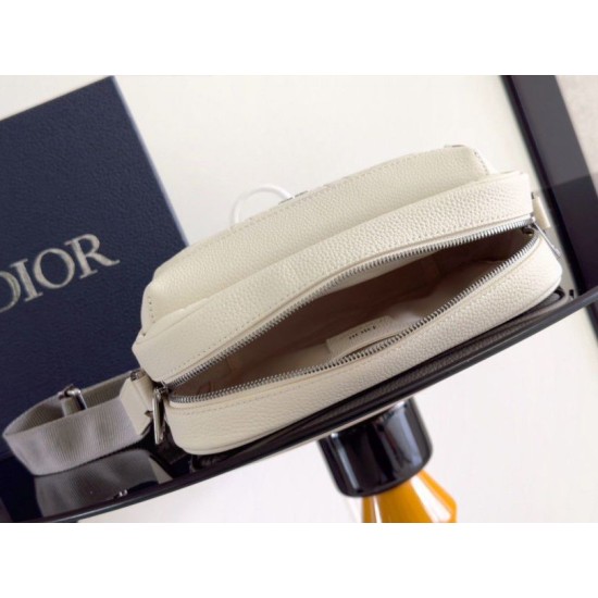 Migliore Replica Dior Rider 2.0 Zipped Messenger Borsa Beige Gravity Imitazioni Outlet Italia Migliore Repliche Dior Rider 2.0 Zipped Messenger Borsa Beige Gravity Economiche Outlet Online