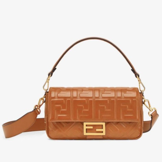 Perfette Qualità Repliche Borsa media Baguette Fendi nappa FF marrone Imitazione Perfette Qualità Repliche Borsa media Baguette Fendi nappa FF marrone Imitazione