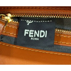 Perfette Qualità Repliche Borsa media Baguette Fendi nappa FF marrone Imitazione