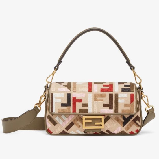 Perfette Qualità Repliche Borsa media Baguette Fendi tela con ricamo FF multicolore Imitazione Miglior Falso Borsa media Baguette Fendi tela con ricamo FF multicolore Economiche Premium