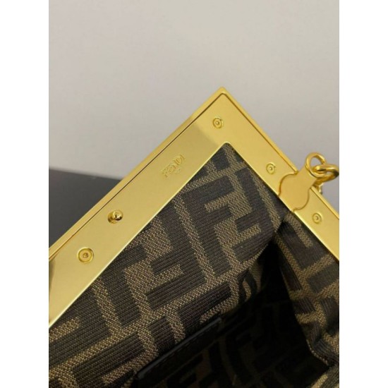 Miglior Falso Borsa piccola Fendi First paglia di rafia naturale Economiche Premium