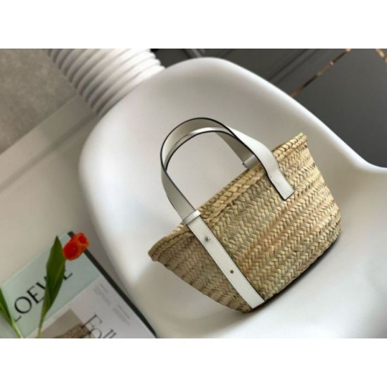 Miglior Falso Loewe Piccolo Basket Borsa Raffia e vitello bianca Economiche Premium