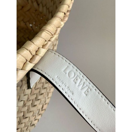 Miglior Falso Loewe Piccolo Basket Borsa Raffia e vitello bianca Economiche Premium