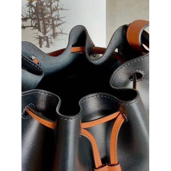 Perfette Qualità Repliche Loewe Piccolo Balloon Bucket Borsa Nero/Tan vitello Imitazione