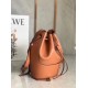 Repliche Loewe Piccolo Balloon Bucket Borsa Cammello vitello Imitazioni Premium Migliore Repliche Loewe Piccolo Balloon Bucket Borsa Cammello vitello Economiche Outlet Online