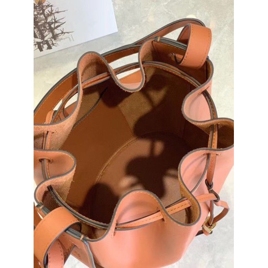 Miglior Falso Loewe Medium Balloon Bucket Borsa Camel Calfskin Economiche Premium