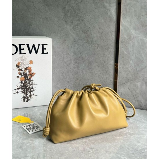 Replica perfetta Loewe Flamenco Purse Sahara Nappa Agnello Imitazione Outlet Online