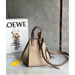 Replica perfetta Loewe Compact Borsa Hammock vitello grana sabbia Imitazione Outlet Online