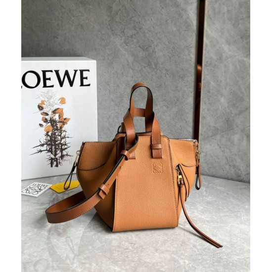 Perfette Qualità Repliche Loewe Compact Hammock Borsa Light Caramel Grained Calfskin Imitazione