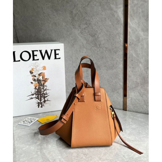 Perfette Qualità Repliche Loewe Compact Hammock Borsa Light Caramel Grained Calfskin Imitazione