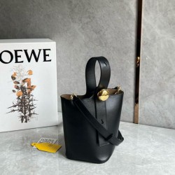Miglior Falso Loewe Mini Pebble Bucket Borsa Nero Vitello Economiche Premium