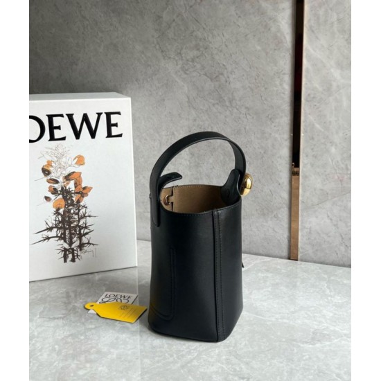 Miglior Falso Loewe Mini Pebble Bucket Borsa Nero Vitello Economiche Premium