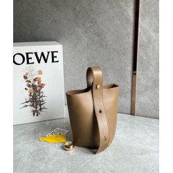Perfette Qualità Repliche Loewe Mini Pebble Bucket Borsa Oak Calfskin Imitazione