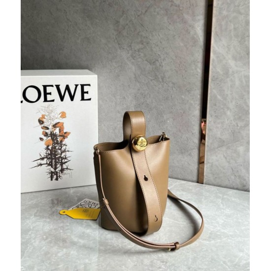 Perfette Qualità Repliche Loewe Mini Pebble Bucket Borsa Oak Calfskin Imitazione